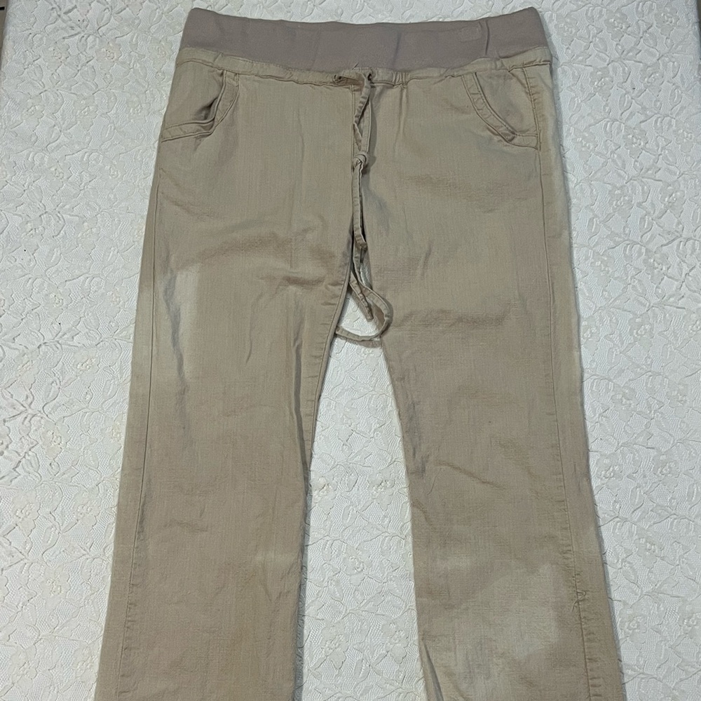 2000s Tan Low-Rise Capri Pants